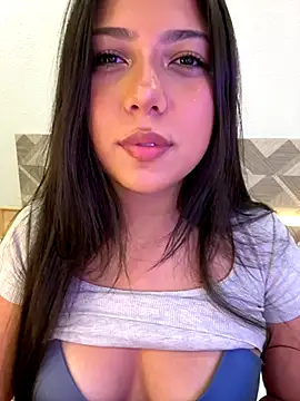 Snapshot of Maii_chan chatting on 11/28/25, 01:19 Maii chan online show from 11/28/25, 01:19