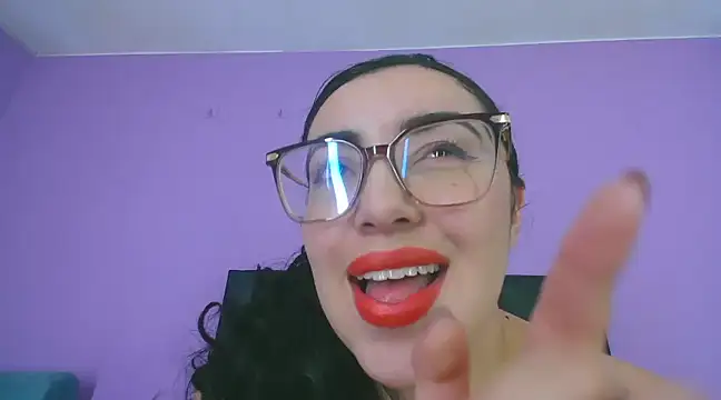 Snapshot of EvoletFMK chatting on 01/28/25, 08:58 EvoletFMK online show from 01/28/25, 08:58