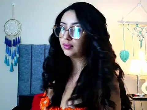 Snapshot of EvoletFMK chatting on 10/10/25, 01:32 EvoletFMK online show from 10/10/25, 01:32