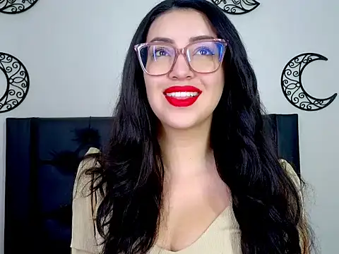 Snapshot of EvoletFMK chatting on 10/17/25, 05:26 EvoletFMK online show from 10/17/25, 05:26