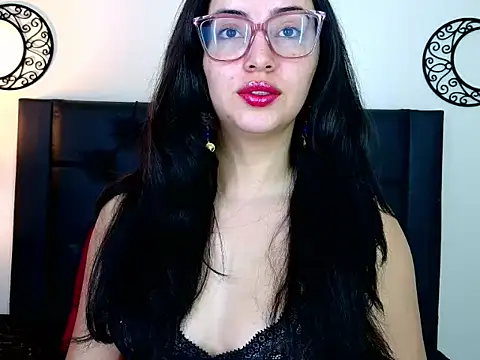 Snapshot of EvoletFMK chatting on 10/20/25, 05:24 EvoletFMK online show from 10/20/25, 05:24