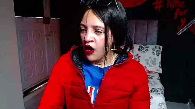 Snapshot of Violettasquirt chatting on 04/09/26, 01:38 Violettasquirt online show from 04/09/26, 01:38