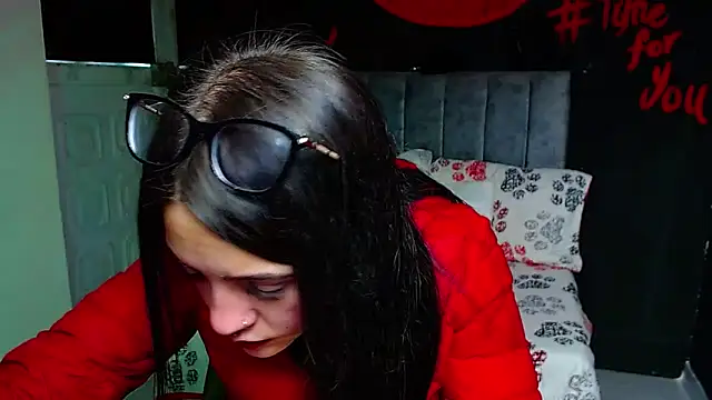 Snapshot of Violettasquirt chatting on 04/10/26, 03:39 Violettasquirt online show from 04/10/26, 03:39