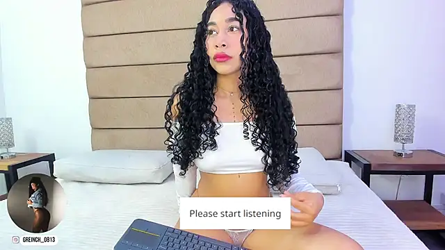 Snapshot of sally_rosses chatting on 10/06/25, 11:51 sally rosses online show from 10/06/25, 11:51