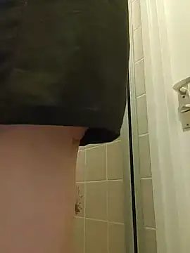 Linda 999 online show from 11/14/25, 09:19