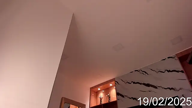 Snapshot of Isabel_Escorcia chatting on 02/19/25, 08:33 Isabel Escorcia online show from 02/19/25, 08:33