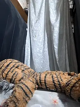 LunaDrago online show from 03/28/26, 12:27