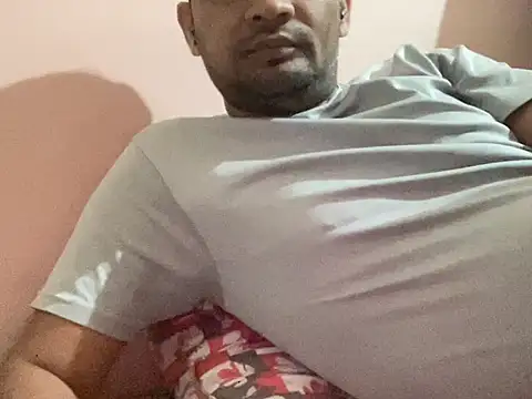 NiceBoy9099 online show from 12/02/25, 04:57