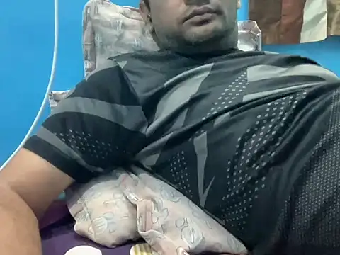 NiceBoy9099 online show from 02/02/26, 06:06