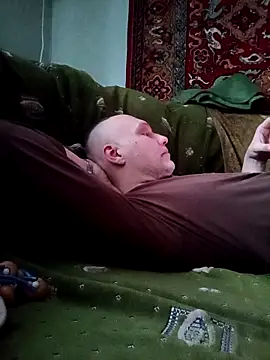 Pineapple04 online show from 02/19/26, 05:47