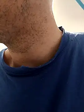 Pineapple04 online show from 04/18/26, 05:33