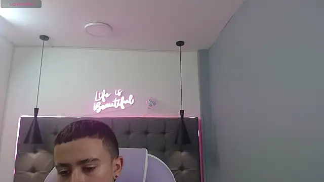 Xavii18 online show from 03/11/25, 04:29