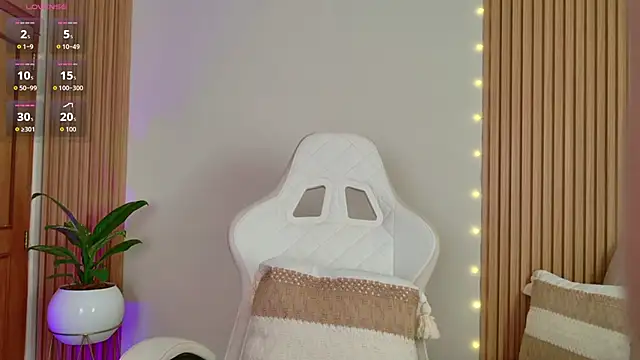 EmilyRive online show from 11/03/25, 09:05