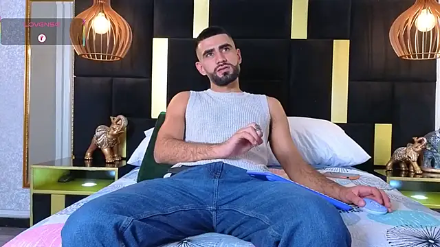 Ethan  Walker online show from 10/09/25, 07:23