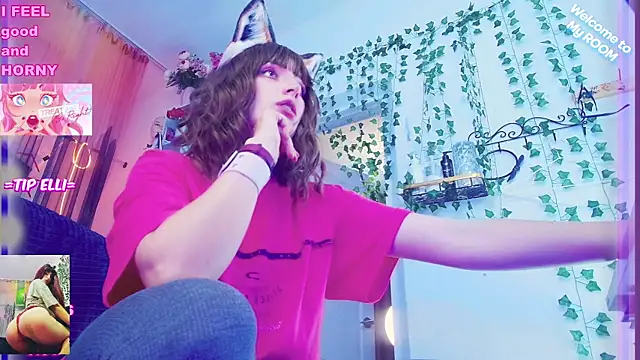 Snapshot of Toxic_Ellies chatting on 12/19/24, 01:07 Toxic Ellies online show from 12/19/24, 01:07