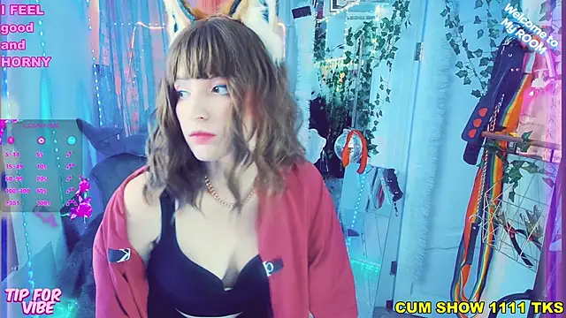 Snapshot of Toxic_Ellies chatting on 01/03/25, 01:36 Toxic Ellies online show from 01/03/25, 01:36