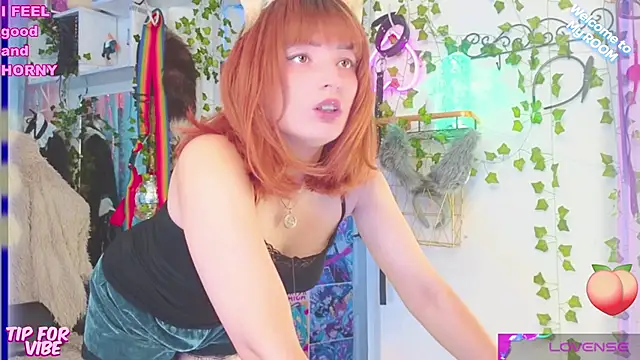 Snapshot of Toxic_Ellies chatting on 01/16/25, 07:17 Toxic Ellies online show from 01/16/25, 07:17