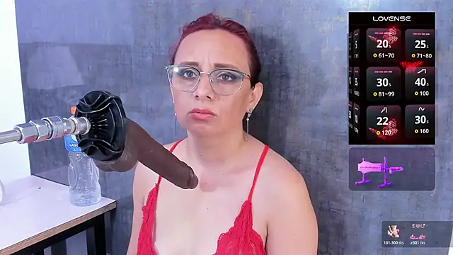 Issys milf online show from 03/11/26, 12:00