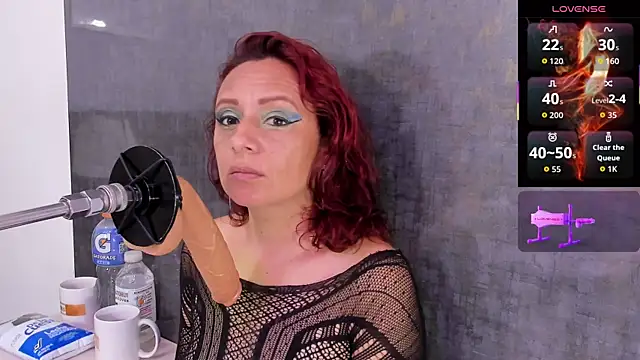 Snapshot of Issys_milf chatting on 05/21/26, 11:50 Issys milf online show from 05/21/26, 11:50