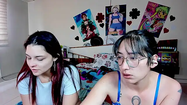 Snapshot of jeyloveebony chatting on 09/20/25, 01:45 jeyloveebony online show from 09/20/25, 01:45