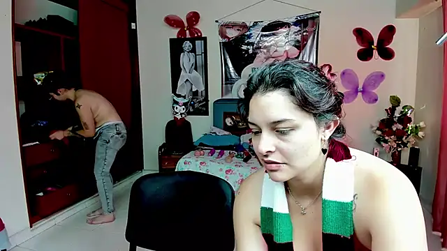 Snapshot of jeyloveebony chatting on 11/27/25, 01:35 jeyloveebony online show from 11/27/25, 01:35