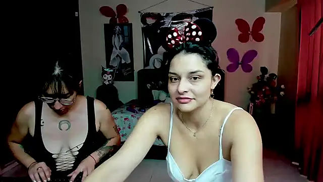 Snapshot of jeyloveebony chatting on 11/28/25, 01:58 jeyloveebony online show from 11/28/25, 01:58