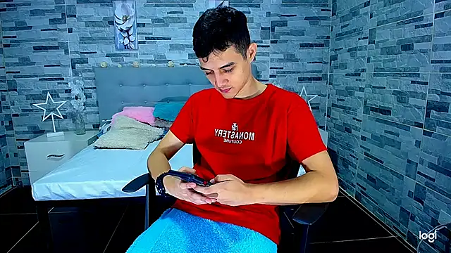 ADAM HOT online show from 09/15/25, 09:04