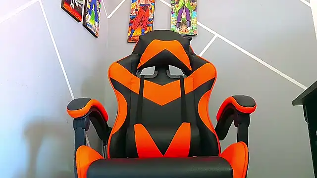 ADAM HOT online show from 09/26/25, 08:24