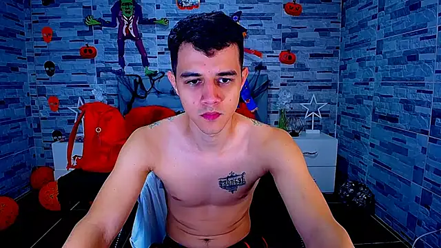 ADAM HOT online show from 10/22/25, 09:36