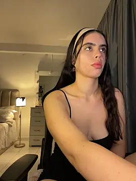 Mavi Coless online show from 03/19/25, 01:54