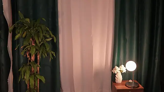 Snapshot of sammy_laszlow chatting on 07/19/26, 02:59 sammy laszlow online show from 07/19/26, 02:59