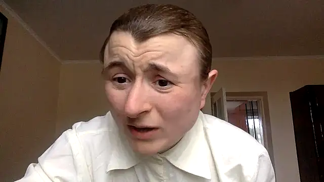 KlavdiaPetrivna online show from 04/15/26, 03:19