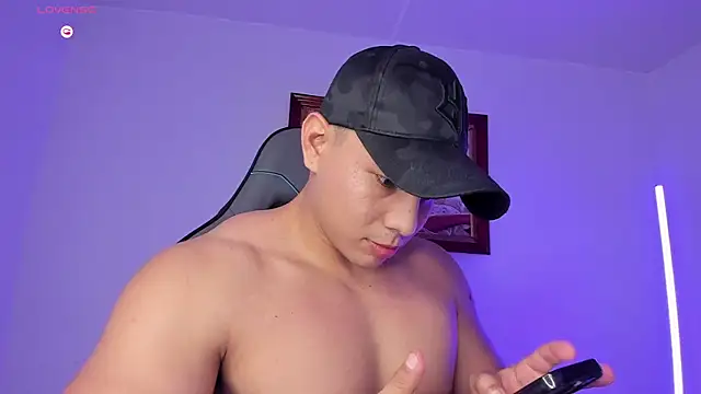 RoyConstance online show from 01/10/26, 04:36