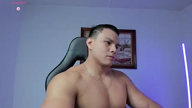 RoyConstance online show from 05/21/26, 03:35
