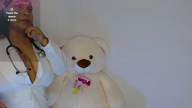 Snapshot of yulissa18 chatting on 10/31/25, 09:05 yulissa18 online show from 10/31/25, 09:05