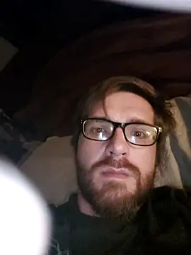 Snapshot of Brobun4fun chatting on 10/25/25, 03:25 Brobun4fun online show from 10/25/25, 03:25