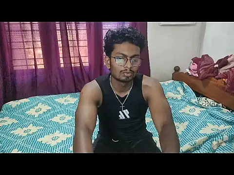 Snapshot of Alfread_rofan chatting on 04/10/26, 07:02 Alfread rofan online show from 04/10/26, 07:02