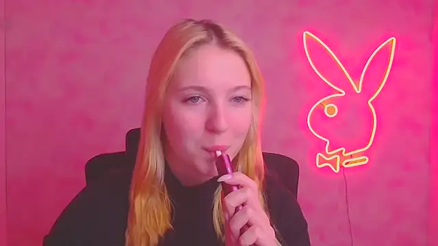 Milka kiss  online show from 11/12/25, 06:47