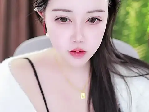 Qiaoqiao  online show from 01/16/25, 07:31