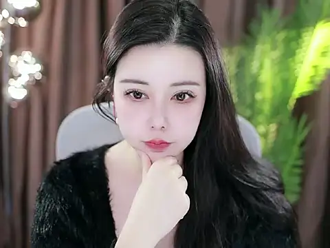 Qiaoqiao  online show from 01/17/25, 05:08