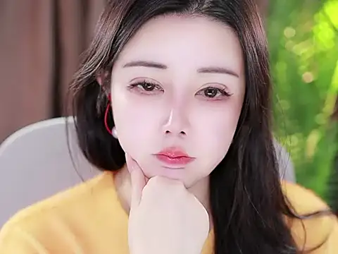 Qiaoqiao  online show from 01/26/25, 05:13