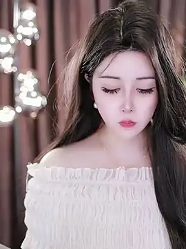 Qiaoqiao  online show from 03/02/25, 09:10