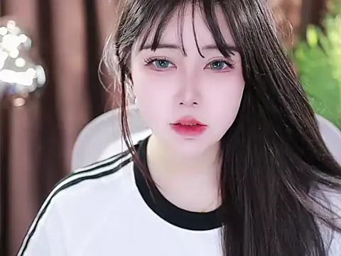 Qiaoqiao  online show from 03/08/25, 07:49