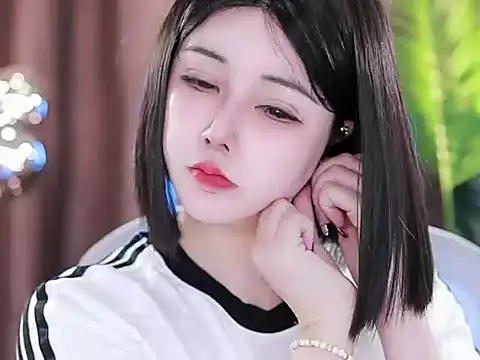 Qiaoqiao  online show from 03/22/25, 09:24