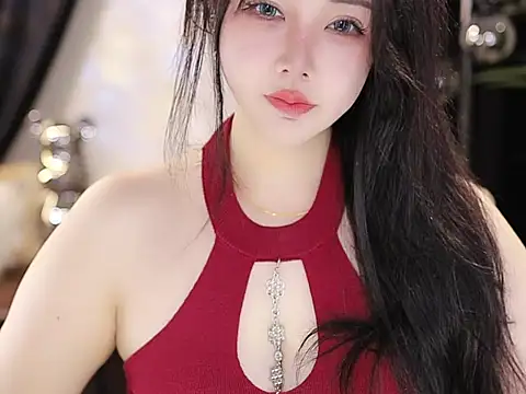 Qiaoqiao  online show from 09/15/25, 03:12