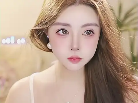 Qiaoqiao  online show from 06/19/26, 03:49