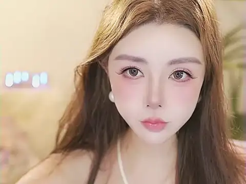Qiaoqiao  online show from 06/25/26, 04:00