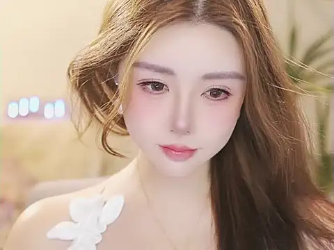 Qiaoqiao  online show from 06/28/26, 06:14