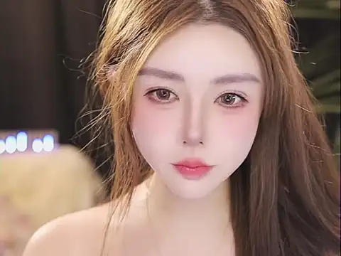 Qiaoqiao  online show from 07/13/26, 04:32