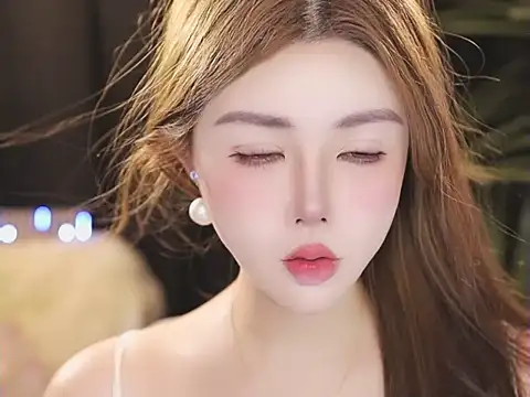 Qiaoqiao  online show from 07/16/26, 07:20